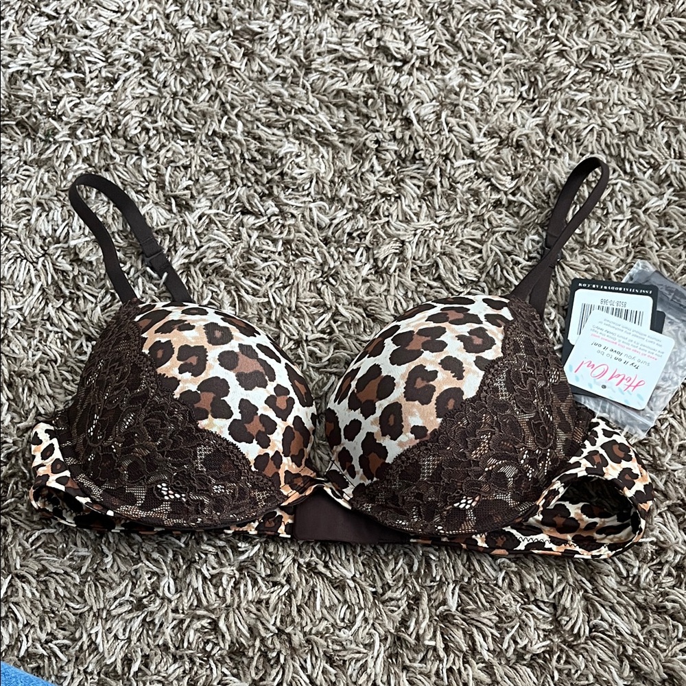 Chic Leopard Print Lace Bra